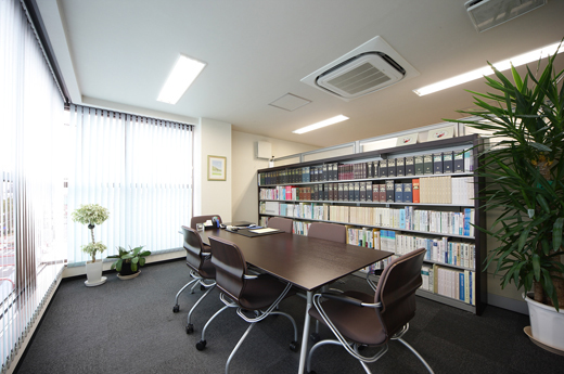 事務所ツアー01